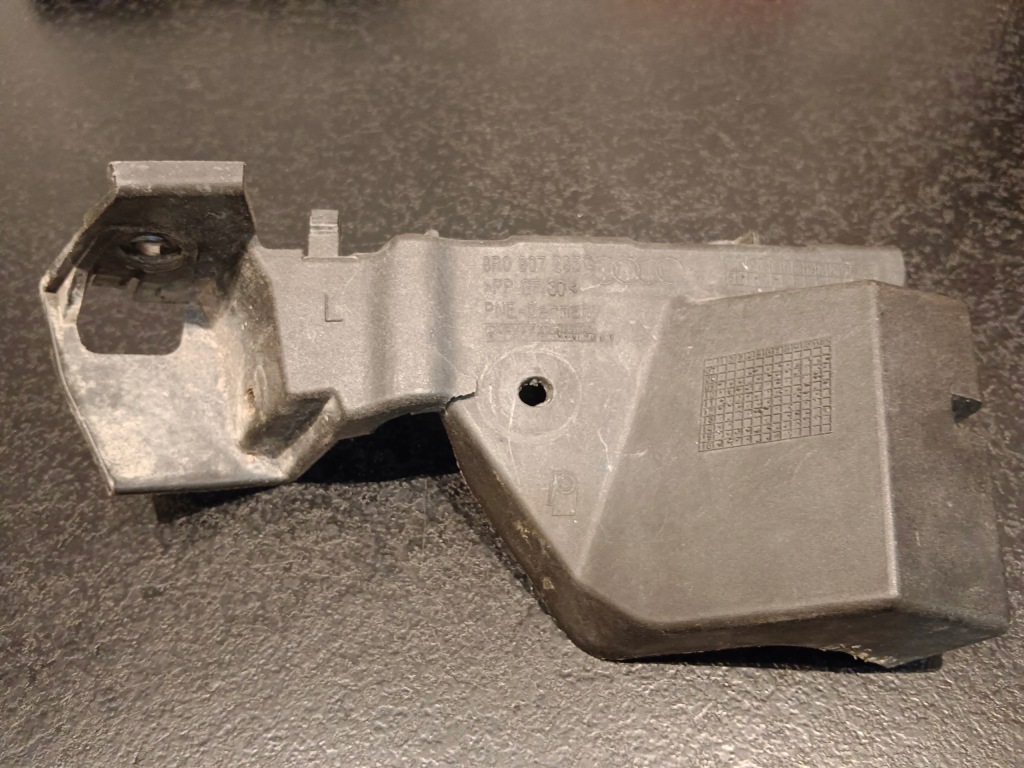 фото №1, Напрямна бампера перед лівий 8r0807283c audi q5