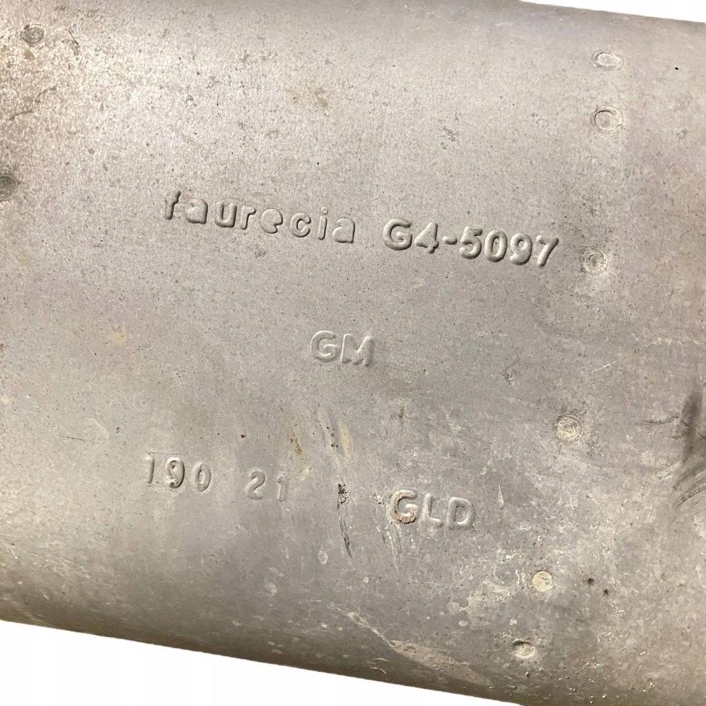 Chevrolet silverado 2021 гасник kompletny в Україні