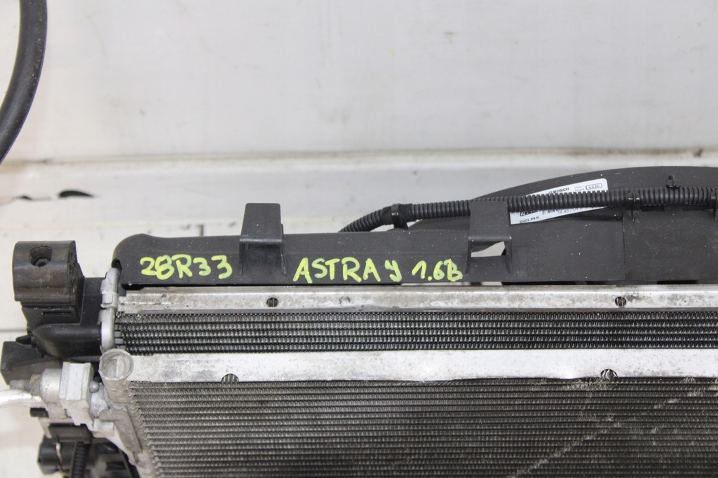 фото №10, Opel astra iv j 2009r- 1.6 b радиатор + вентиляторы комплект