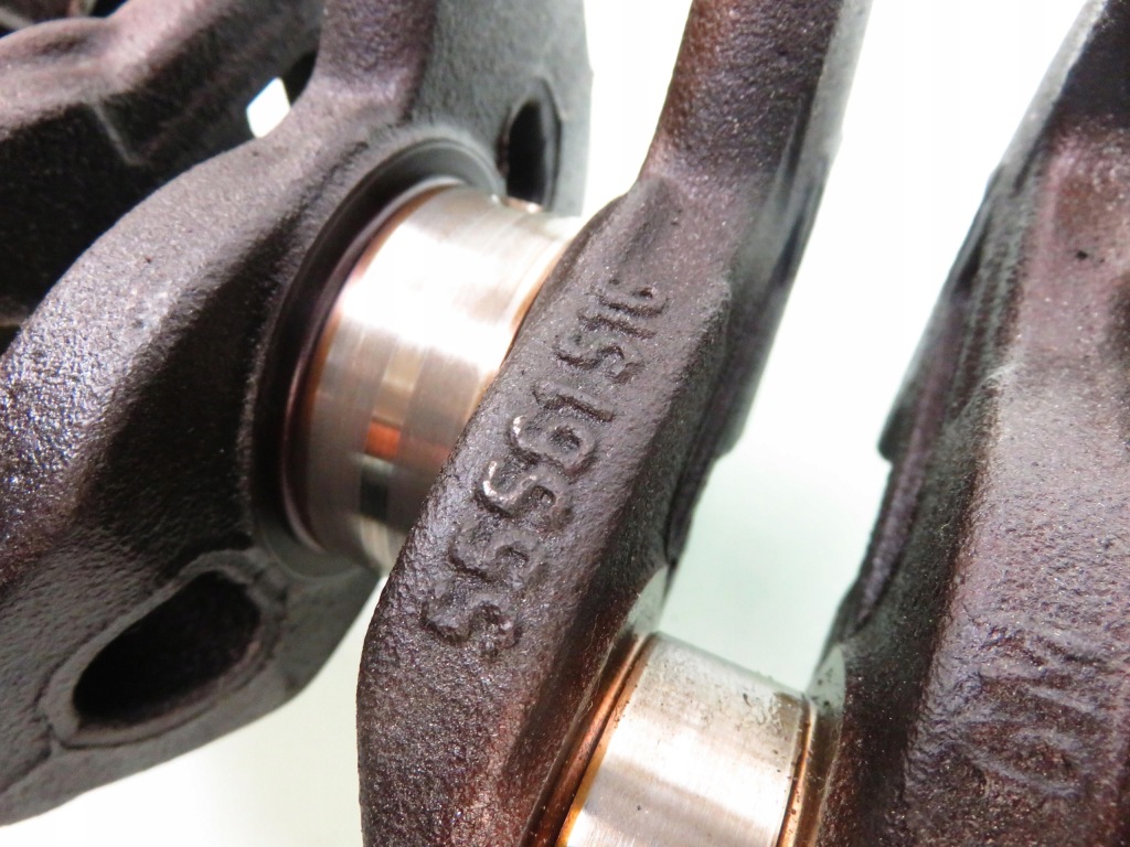 Wał коленчатый opel astra 2 g 1.4 55561516 в Украине