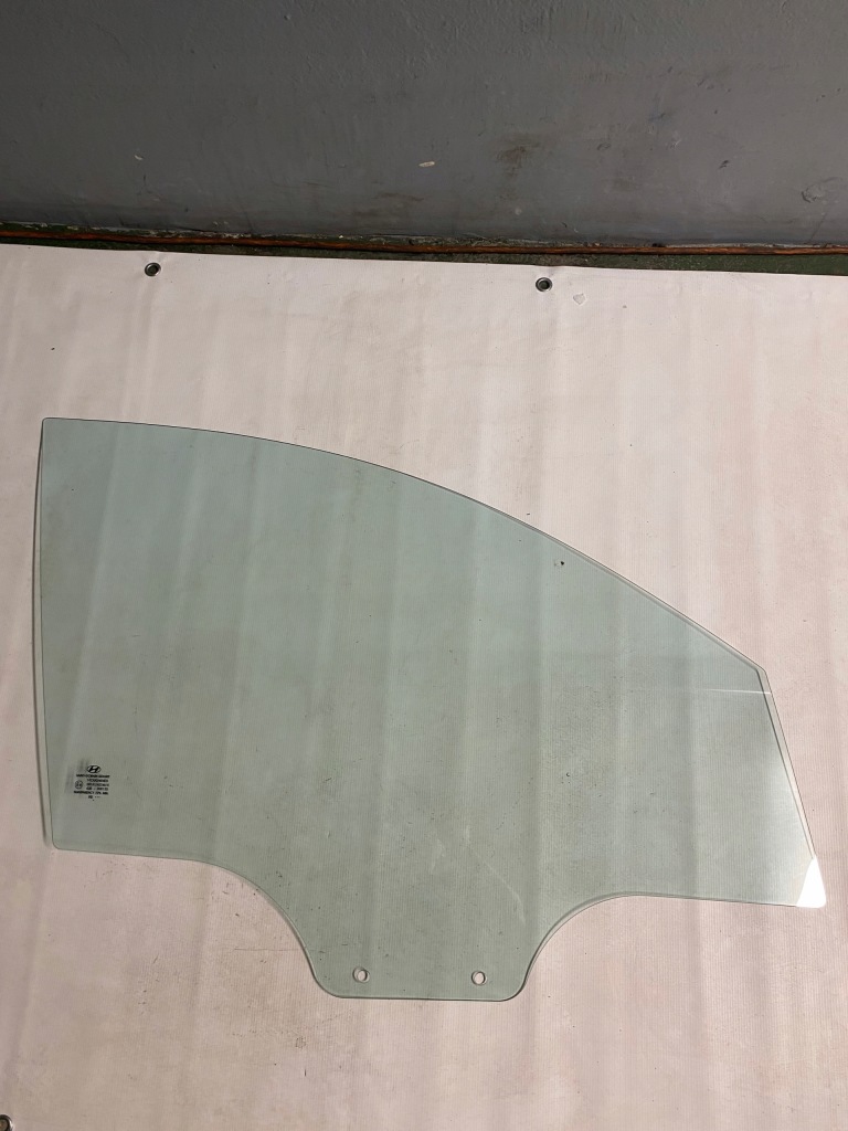 фото №1, 824210x000 скло двері передня права сторона