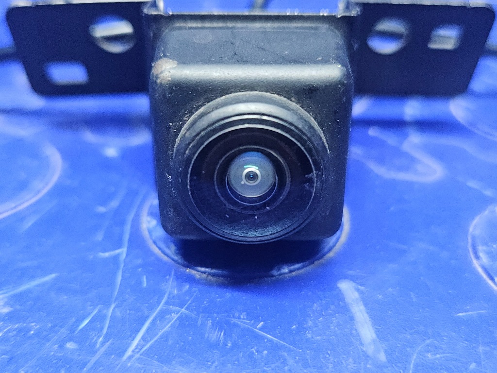 Камера передняя nissan qashqai j12 оригинал 284f1 5sa0b с Разборки