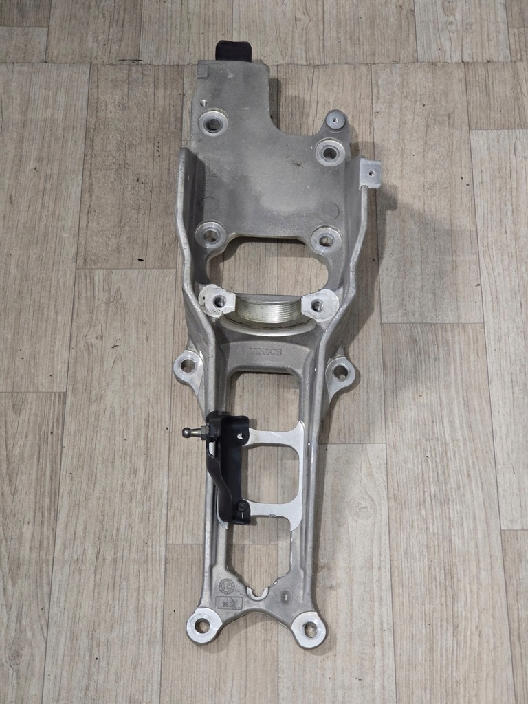 фото №1, Кронштейн кабины scania s r ntg ngs 2899406 rh