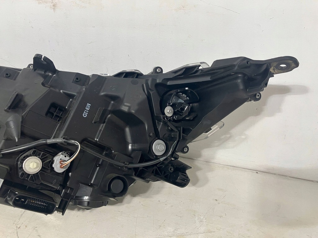 фото №9, Rav4 v лампа передняя правая перед правый bez линзы led модуль комплектная