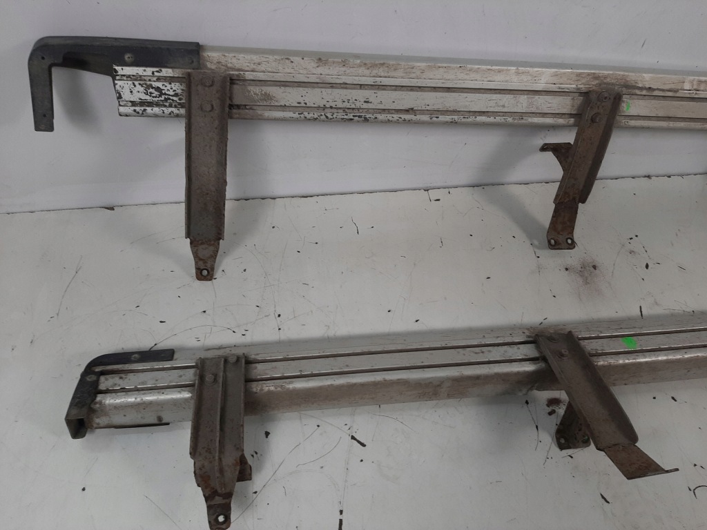 фото №16, Suzuki grand vitara ii 06r пороги накладки пороговые левая правая пороги