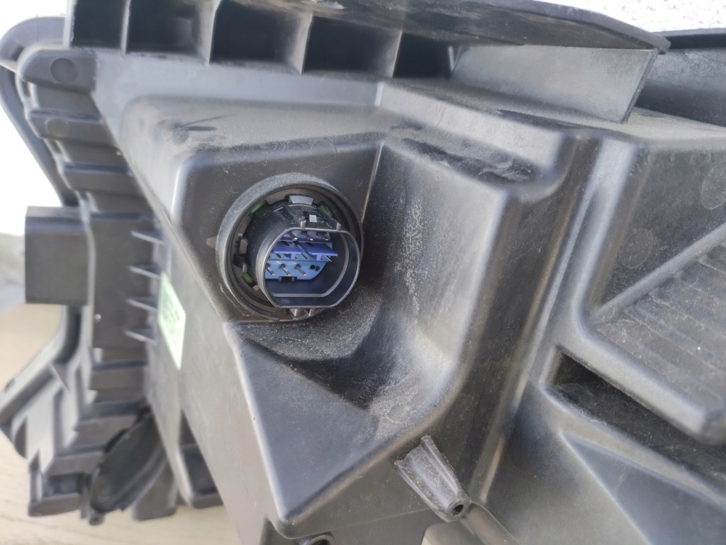 Kia sorento iv 21- лампа правая передняя перед full led Доставка