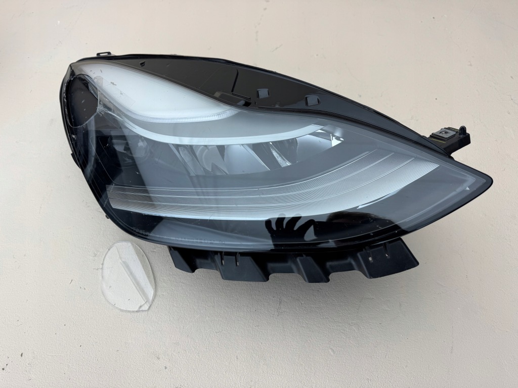 Купить Tesla model 3 3 рестайлинг  y 20r- фара правый  передняя full led 1532925-09-e