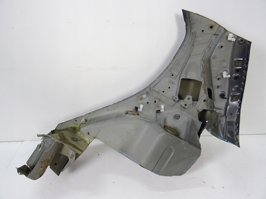 фото №13, Aygo ii 2 крыло правый задняя задний 1e0 5 дверь 5d