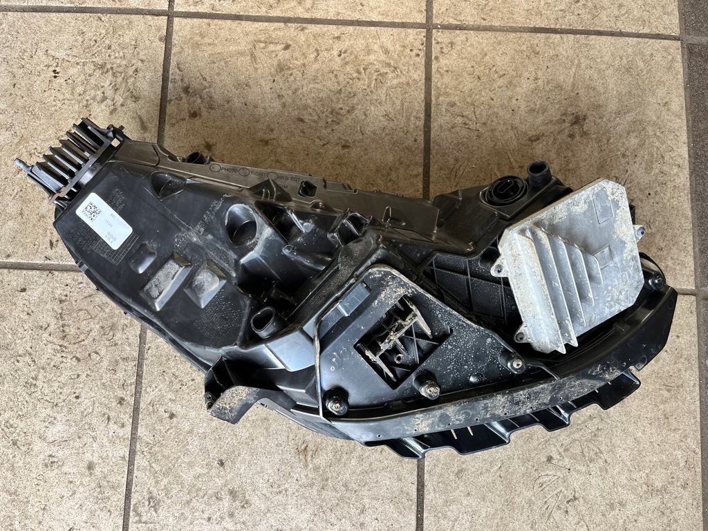 фото №9, Лампа левая передняя tesla model 3 комплектная