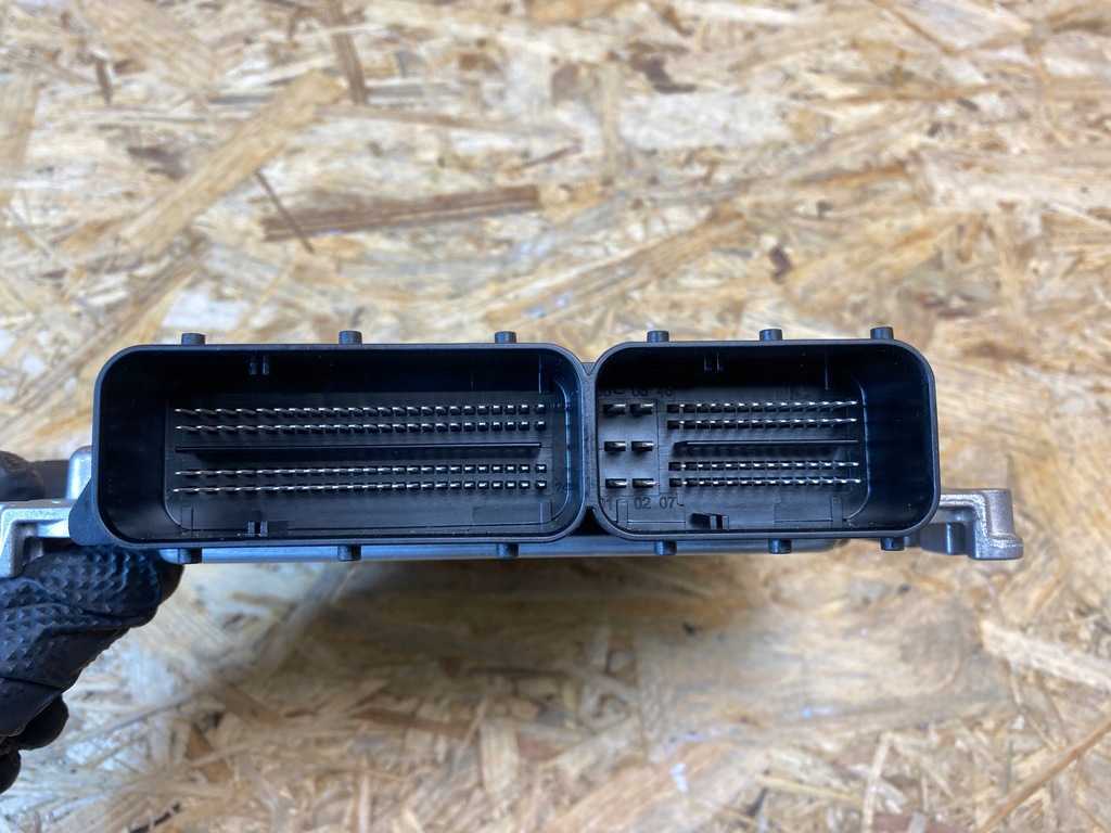 фото №10, Бортовий комп'ютер блок керування двигуна polestar ii 32349194 ev 2020-