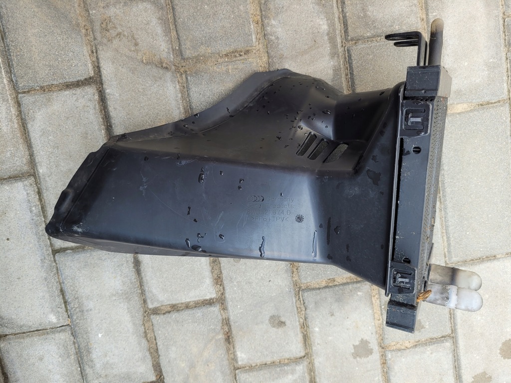 фото №5, Радіатор бічна додаткова audi rs5 rs4 8w0 8w0121202a 8w0121674d