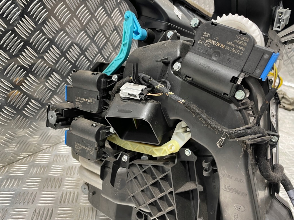 фото №6, Отопитель корпус воздуходувка skoda octavia ii lift eu 1z1820003fp