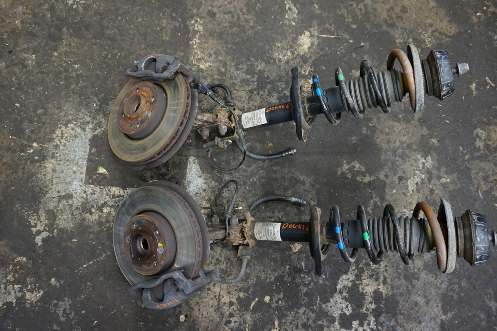 фото №1, Mcperson поворотный кулак левая dacia dokker