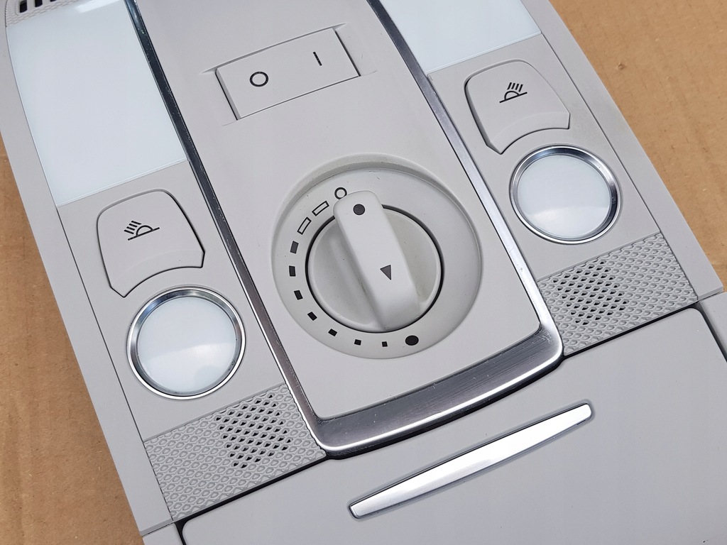 фото №8, Лампа стельовий + перемикач люк / audi a6 c6 - перевірений