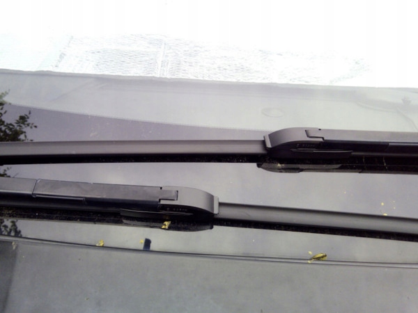 фото №5, Заглушка правого щетки дворники civic viii 8