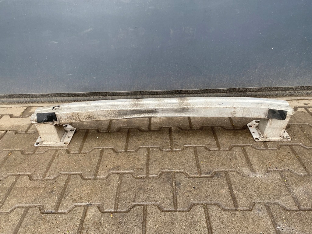 фото №1, Peugeot 308 i балка pod бампер передняя