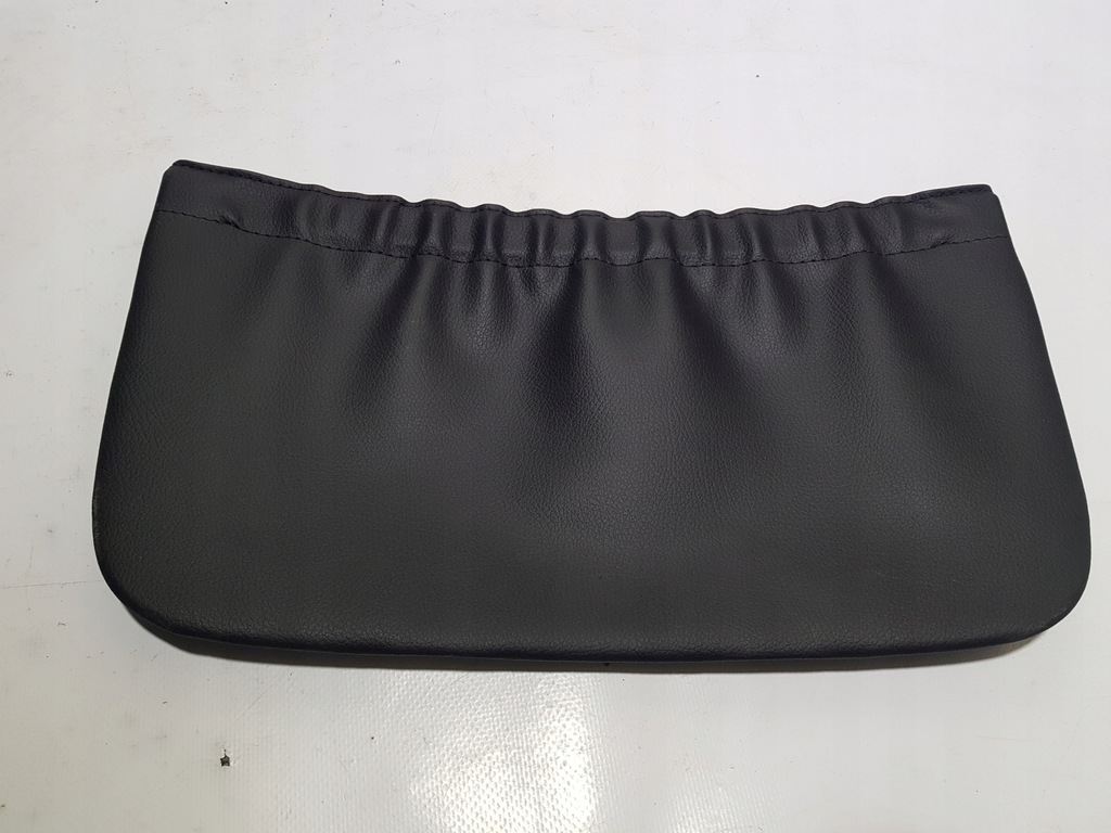 фото №1, Mercedes r172 slk slc бардачок карман кожаный a1728100049