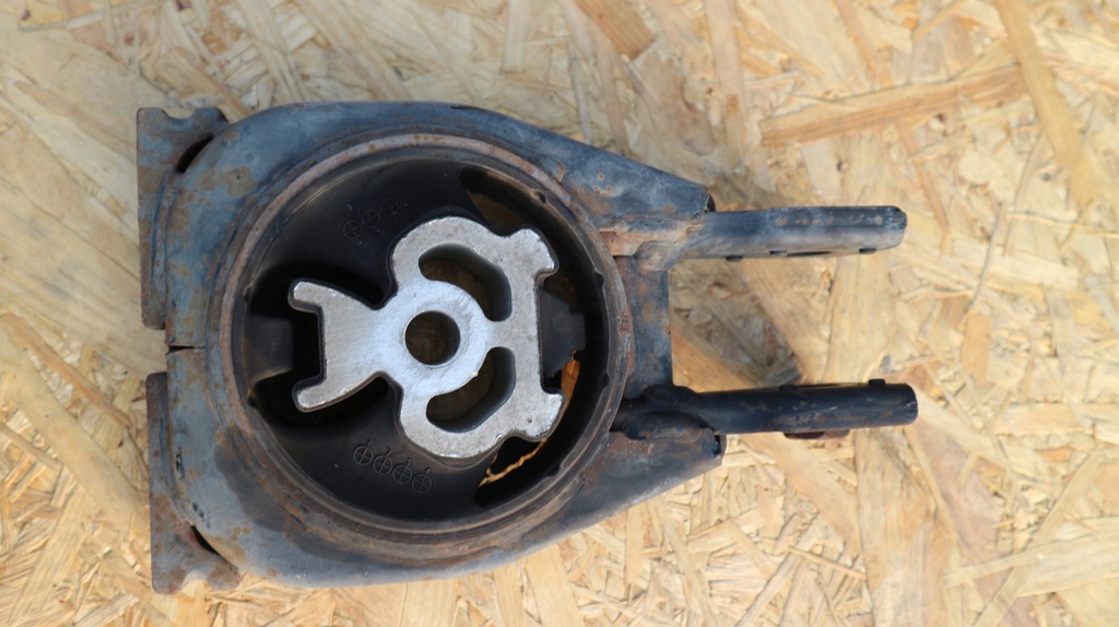 фото №9, Mazda 3 кронштейн коробки передач 2.0 бензин 2021 bp