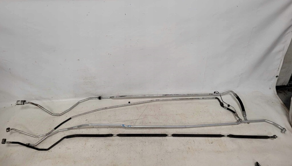 фото №1, Шланг кондиціонера bmw i3 9291160 9291152