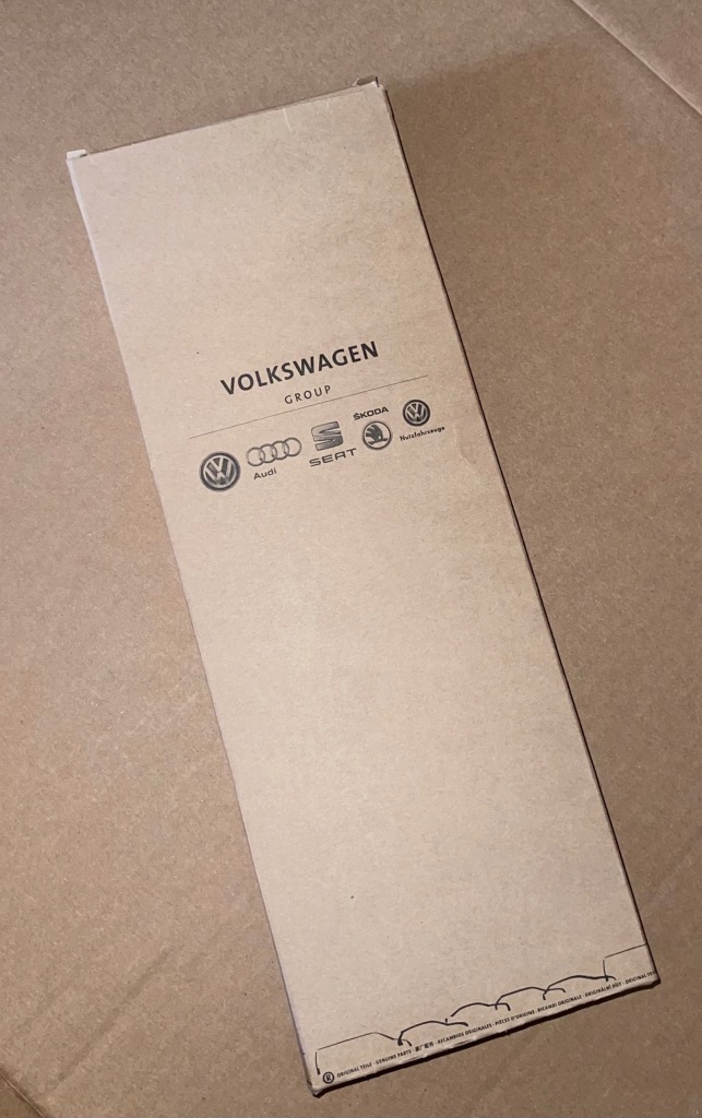 фото №1, Правий відбивач бампера skoda