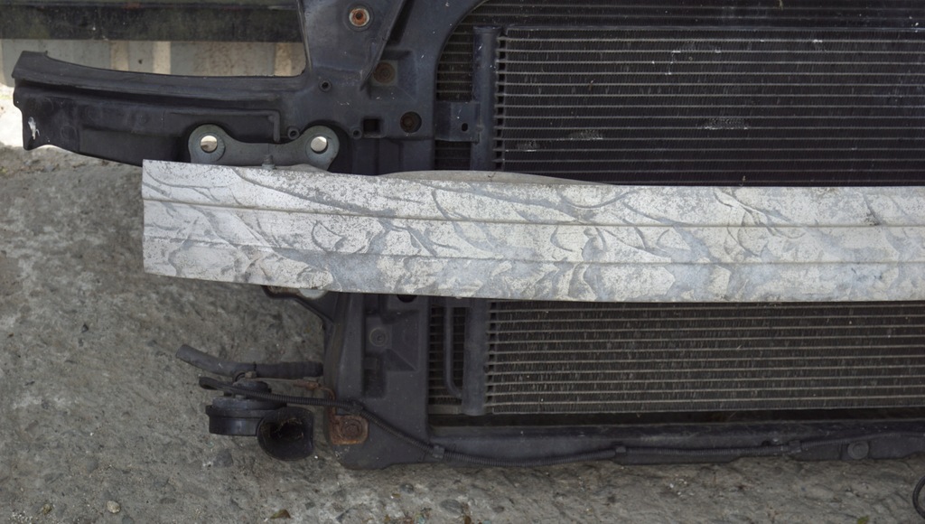 фото №7, Pas передний радиатор audi tt 8n 1.8t bam