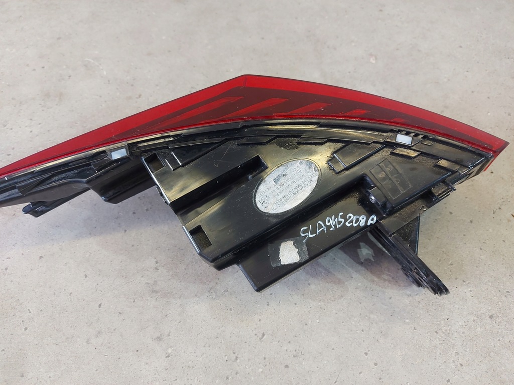 фото №7, Skoda enyaq iv 5la945208a лампа правый задняя задняя