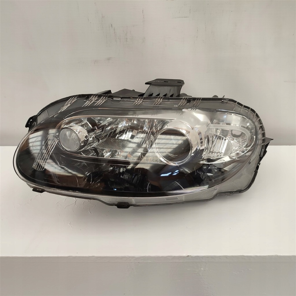 фото №1, Лампа левая перед mazda mx5 ксенон 10-13