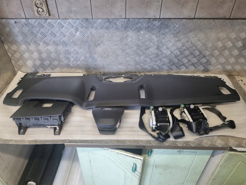 фото №3, Ford ranger wildtrak консоль ремені подушка безпеки оригінал