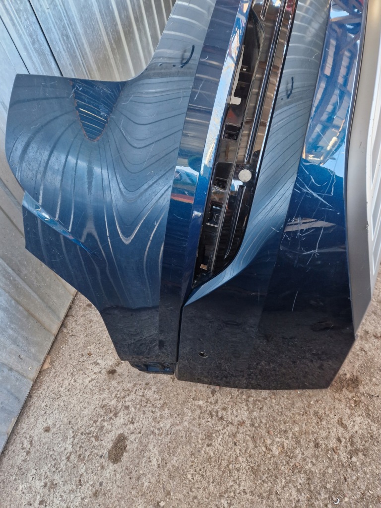 фото №10, Audi e-tron 4ke бампер задня