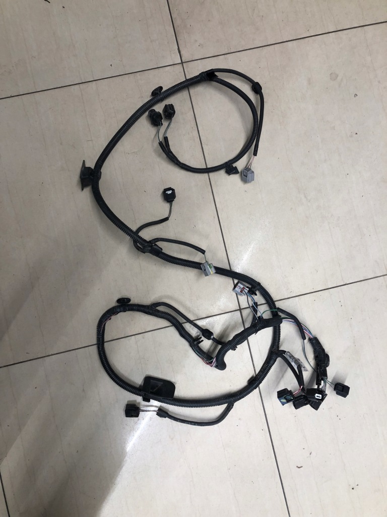 фото №1, Жгут бампера перед renault zoe lift 240704500r