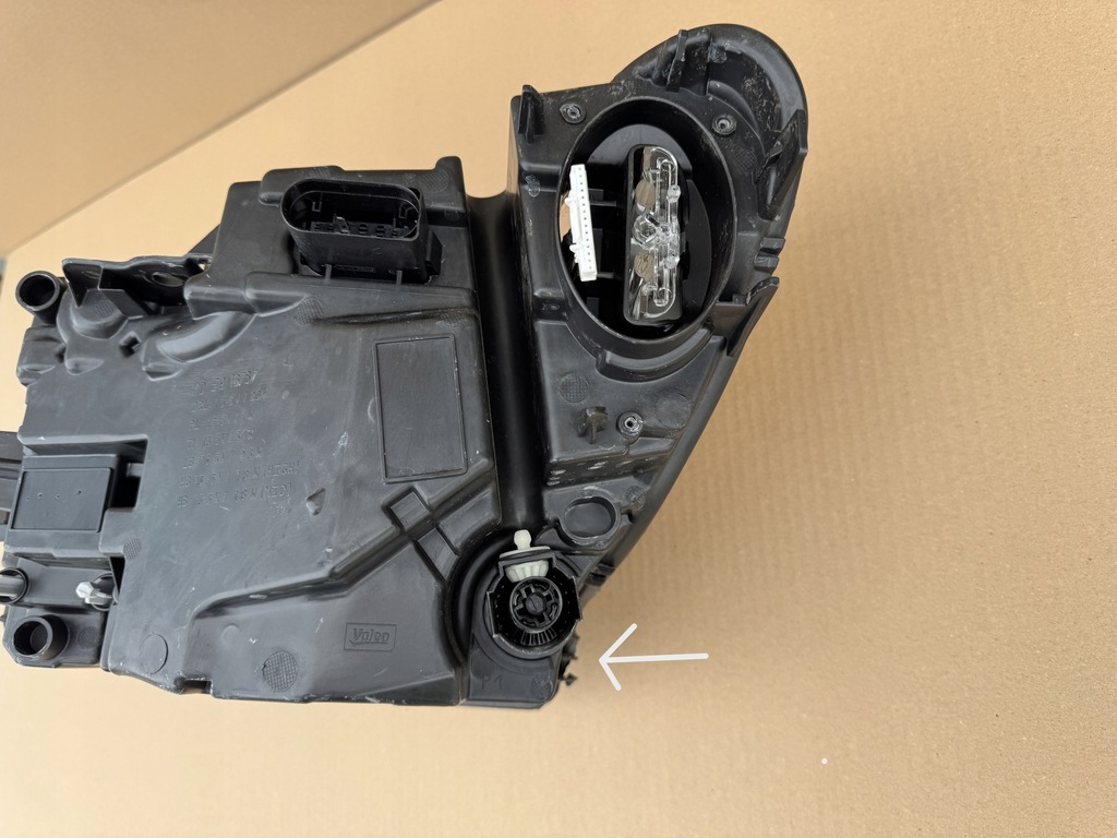 фото №9, Лампа volvo xc40 ii full led права перед передня