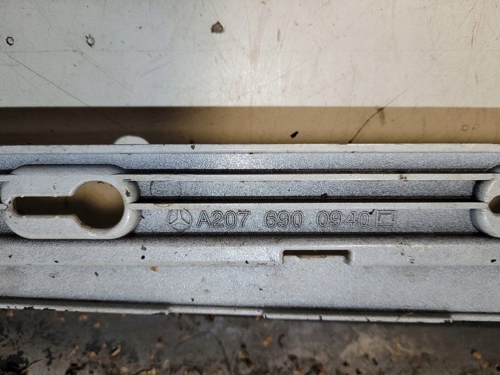 фото №6, Молдинг поріг ліва mercedes e w 207 amg coupe cabrio