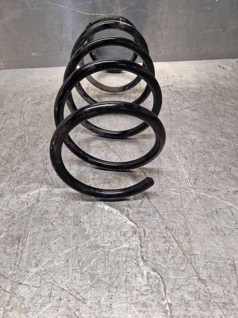 фото №2, Alfa romeo giulietta 2011 пружина передня