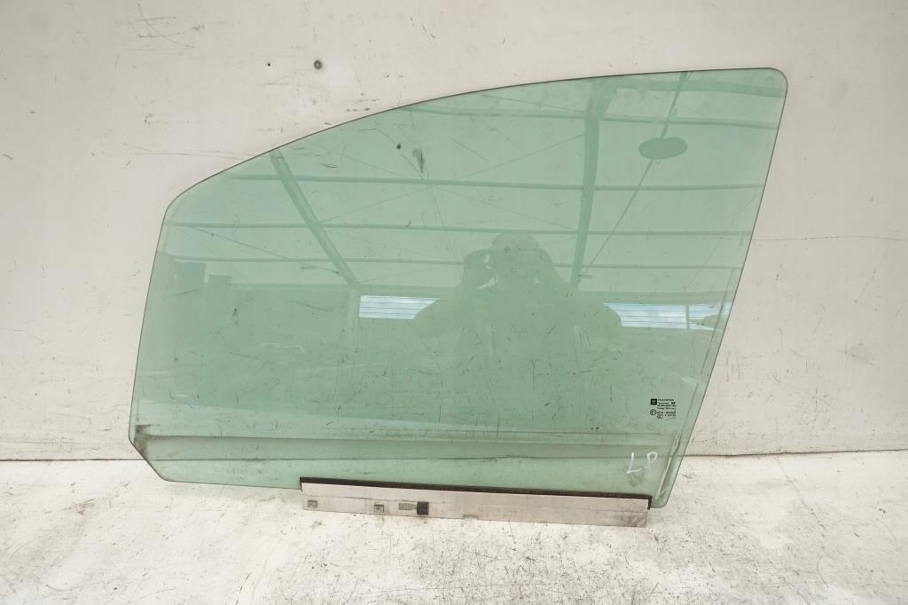 фото №1, Скло двері лівий перед opel zafira b