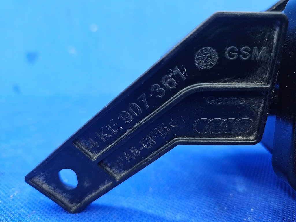 Audi e-tron коробка запобіжників 4ke937124 Київ