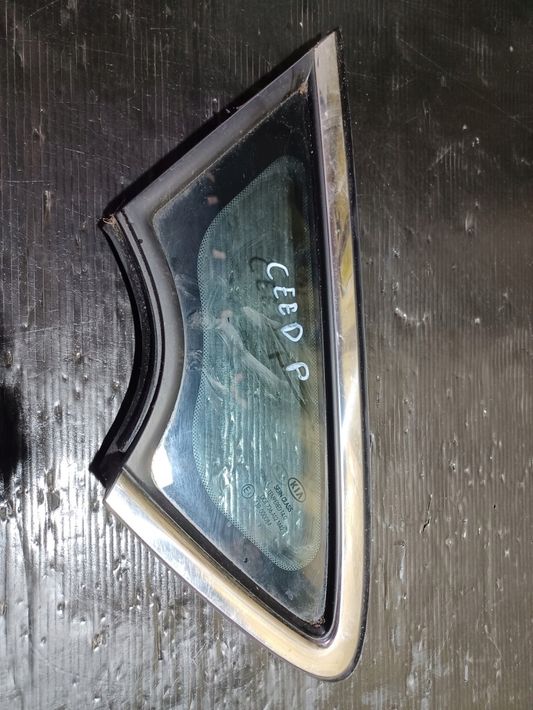 фото №1, Скло кузовна права dot736as2m42 kia ceed ii 12-15r