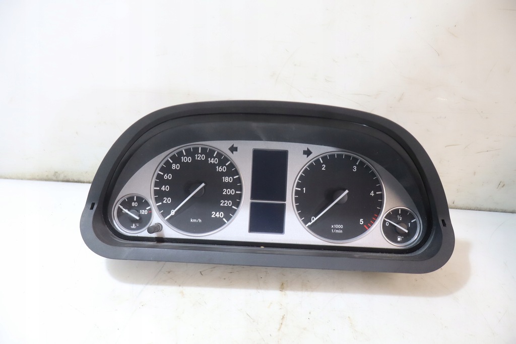 фото №1, Приборы mercedes b klasa w245 2.0cdi