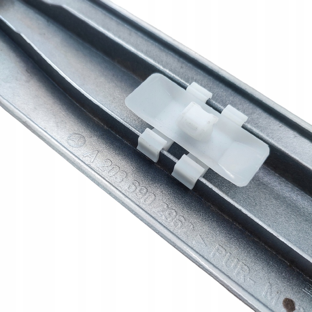 фото №8, Молдинг двері лівий задня mercedes c w203 a2036902962