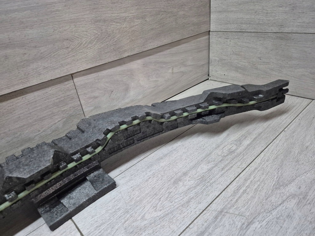 Купити 12503. bmw 5 g30 абсорбер піна датчик перед 8098671