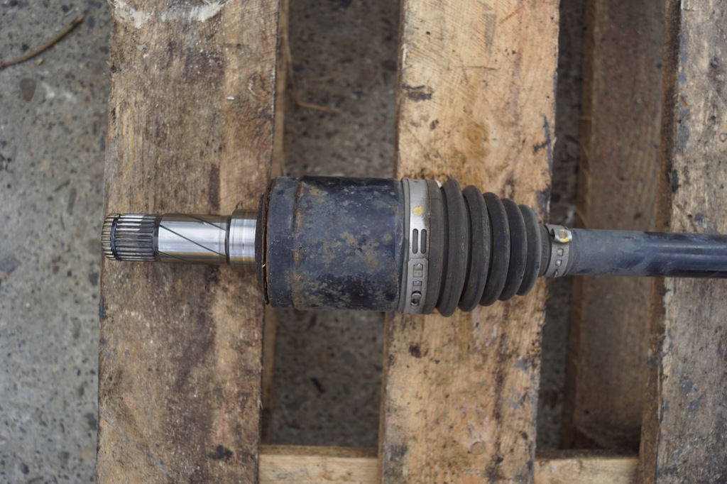 фото №2, Привідний вал правий задня range rover evoque 2.2 d