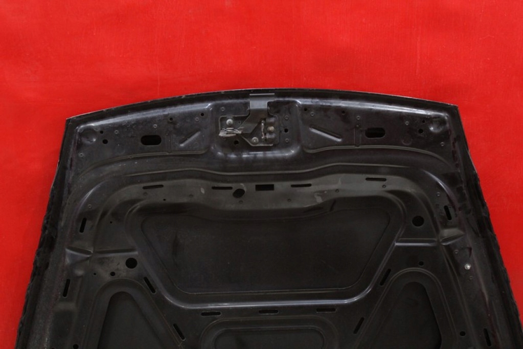 Капот крышка двигателя черная porsche cayenne 1 1 7l 02-07 Киев