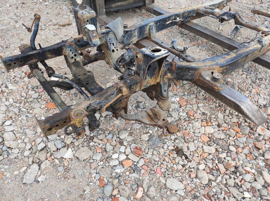 фото №5, Рама hilux viii 8