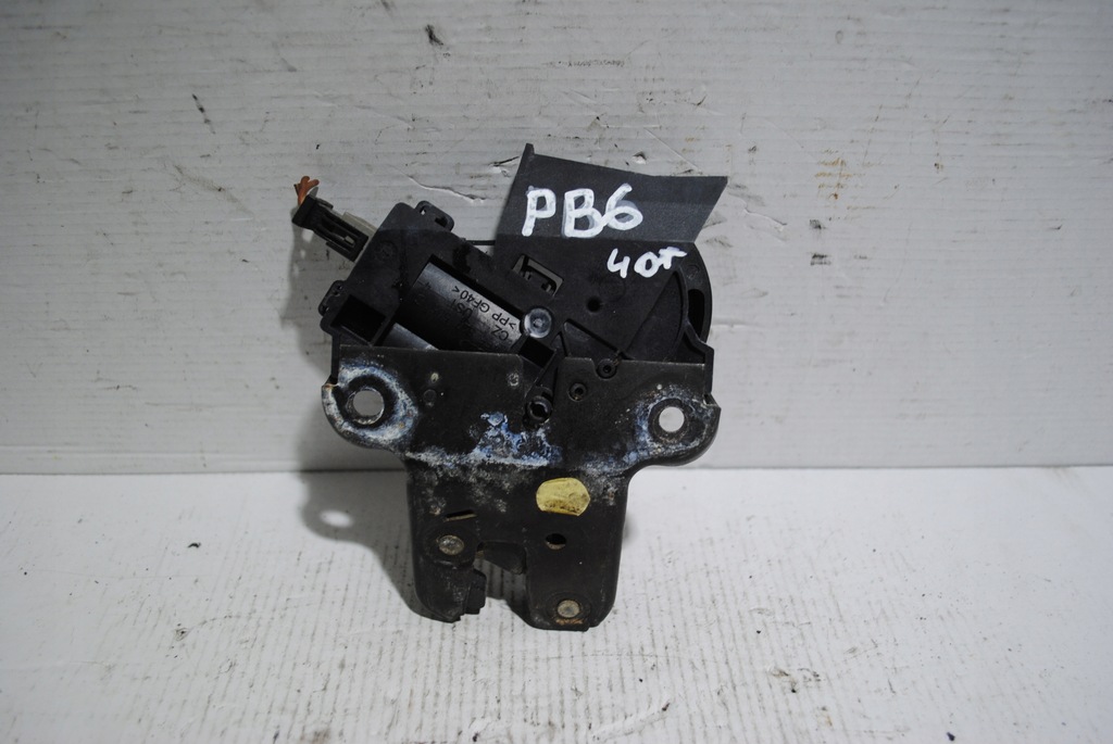 фото №1, Замок крышки багажника vw passat b6