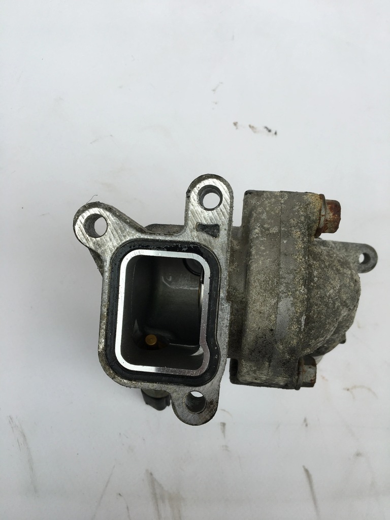 фото №2, Корпус термостата sportage iii 10- 1.7 crdi