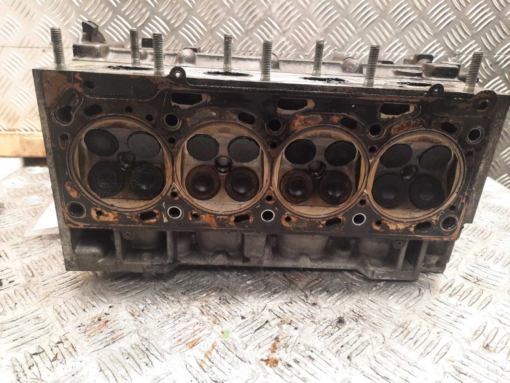 фото №9, Головка 036103373ak vw golf iv a3 leon 1.4 16v bcb
