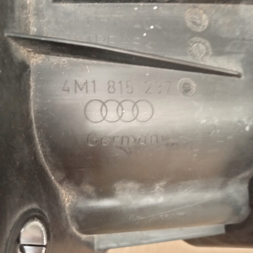 фото №5, Audi q7 2015 -воздуховод впуск 4m1815237 usa