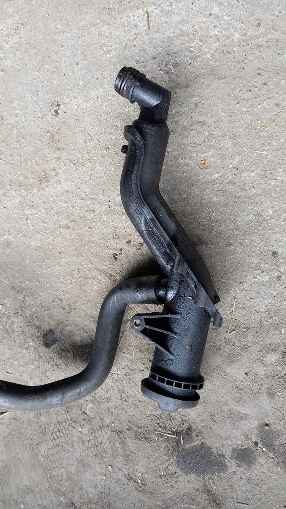 фото №1, Заливная горловина масла peugeot 407 2.0 hdi