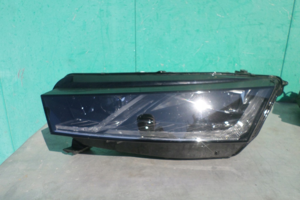 фото №1, Skoda octavia iv лампа левая full led 5e4941015a