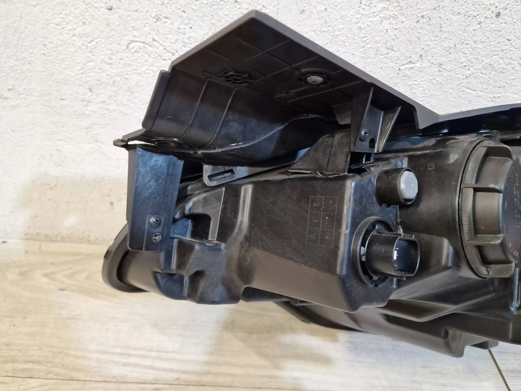 фото №7, Правая лампа hyundai ioniq vi full led