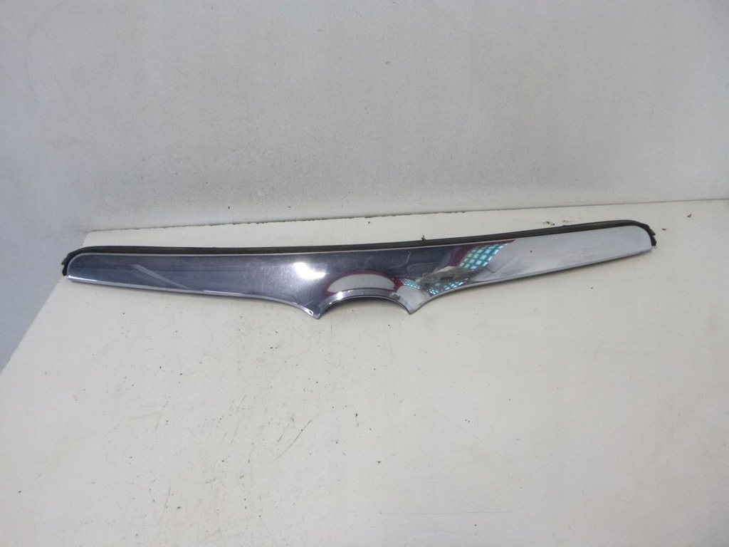 фото №1, Решітка радіатора решітка радіатора молдинг mazda mpv 2004